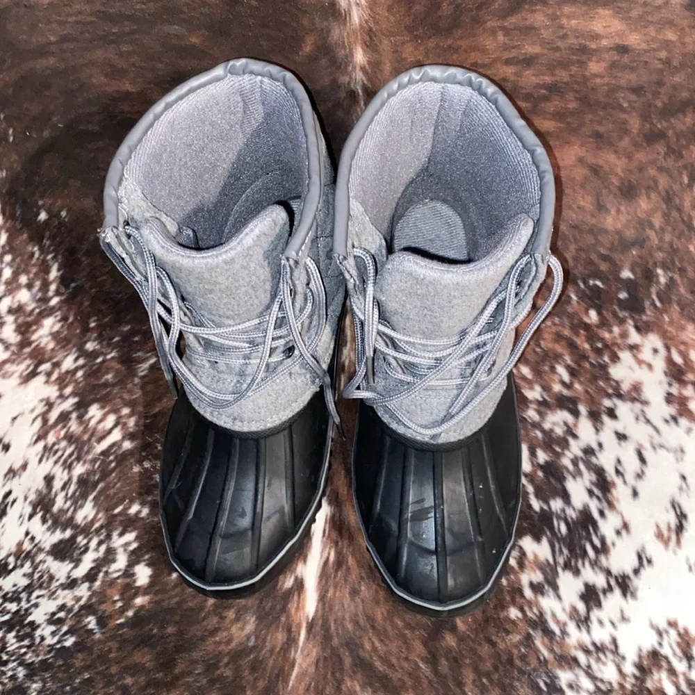 Snow/Duck Boots - Picture 3 of 5